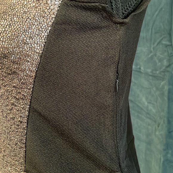 Dress - Picture 10 of 11